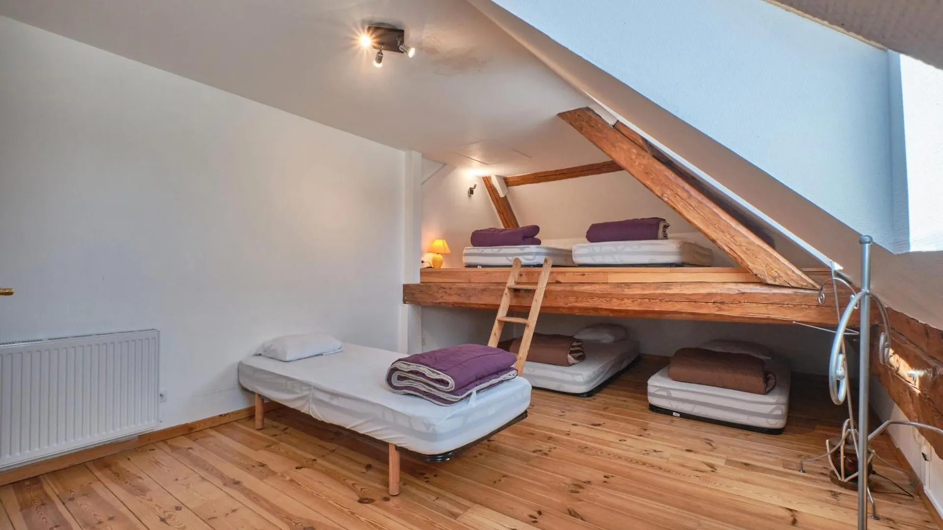 Grande Maison De Ville Renove Villard-de-Lans 0*,  Francie